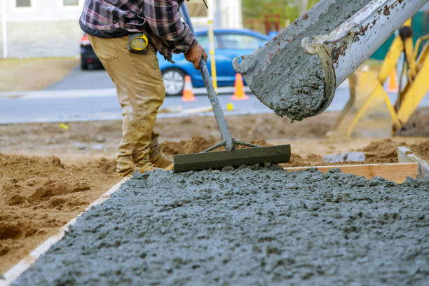 Best Concrete Patio Design and Installation in Boulevard Gardens, FL